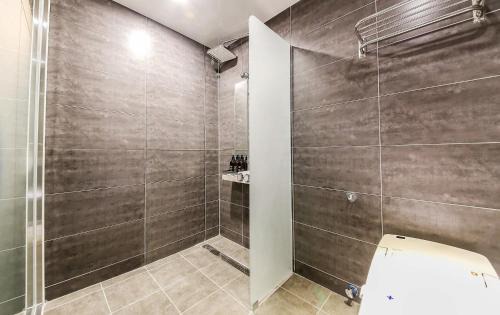Gimpo Hotel | Docking Hotel