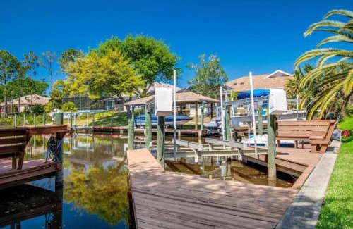 Palm Harbor House | Dockside