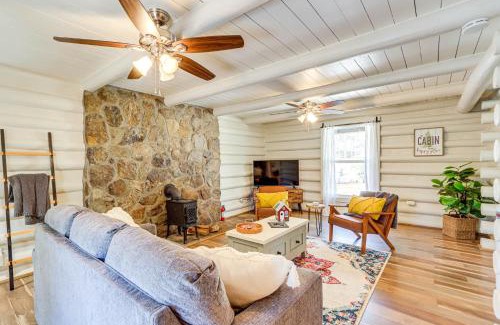 Hiawassee House | Dog-Friendly Hiawassee Cabin Near Lake and Hiking