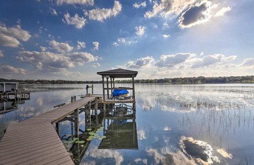Sawmill House | Dog-Friendly Lake Home with Dock about 25 Mi to Disney!