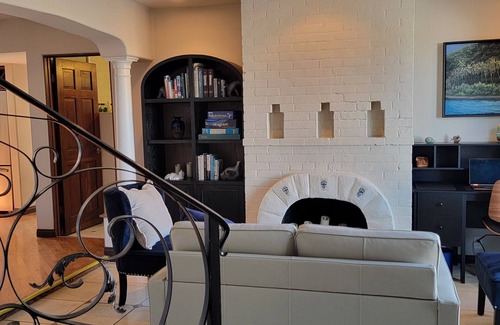 Capistrano Beach House | Doheny Capo Bch Home-Minutes to Harbor & Beaches- Nu Remodel-Hot Tub, AC, WIFI