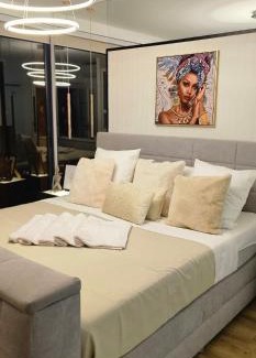 Praia Apartment | Dolce Waves Luxe Petit Déjeuner Jacuzzi Design et Vue Mer
