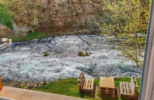 Republika Srpska House | Domacinstvo na kraju svijeta