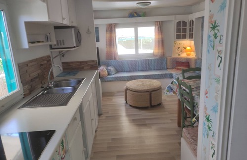 Serignan House | Domaine Atypique Arborée et Calme Avec Piscine à 1km de la Plage