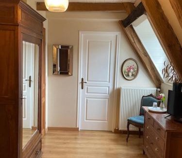 Camps-Saint-Mathurin-Leobazel House | Domaine du Vidal