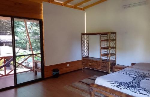 Dominical Apartment | Domi cabin large