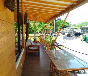 Dominical Apartment | Domi cabin large