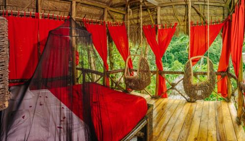 Samana Resort | Dominican Tree House Village