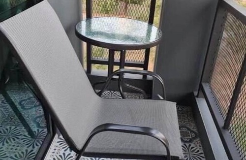 Thung Song Hong Apartment | Don Muang Lantern Suites with Maid Service