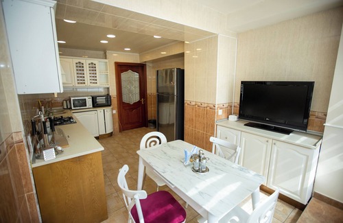 Baku Resort | Dondar Apartment Formula 1 view