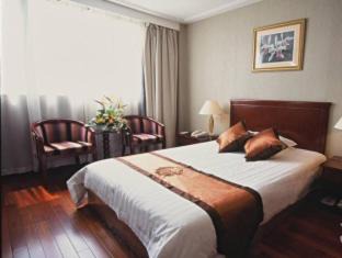 Huaihai Road Commercial Area Hotel | Donghu Collection Hotel