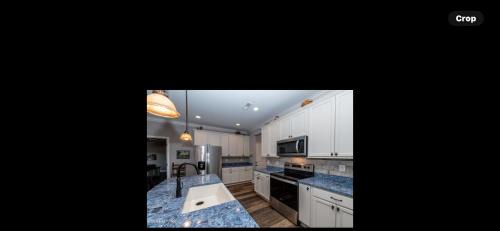 Loudon House | Donna’s Sunset Meadow