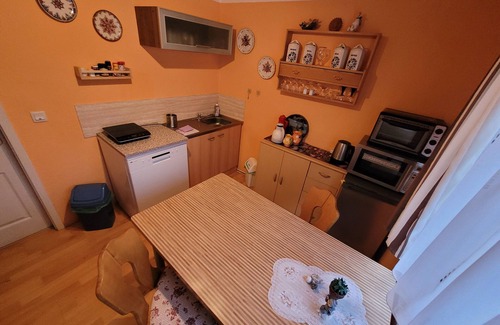 Franken Siedlung Apartment | Doppelzimmer - Zimmervermietung Lange