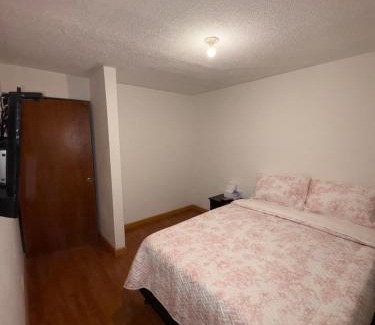 Engativa House | Dorado Inn - Cerca al Aeropuerto - Habitación 301