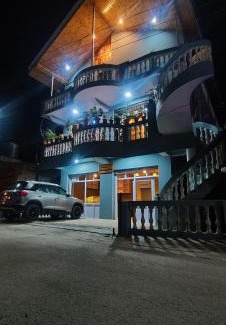 Banjar House | Doris Mountain Cabins Tirthan