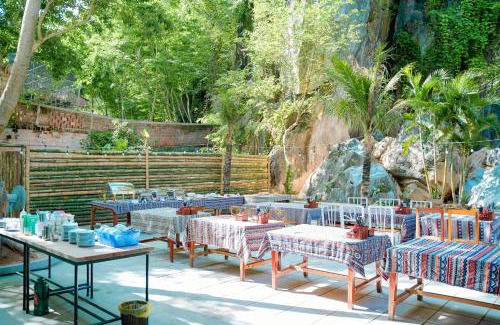 Phong Nha Hotel | Dormitory of Discovery Lodge