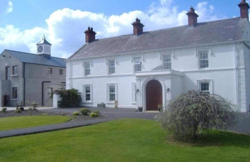 Craigavon Cottage | Double Room Ensuite Near Hillsborough Palaces