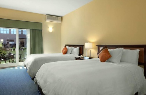 American Canyon Hotel | DoubleTree by Hilton Napa Valley - American Canyon