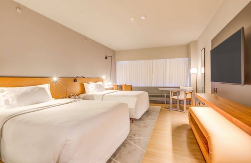 Cristal Hotel | DoubleTree by Hilton Porto Alegre