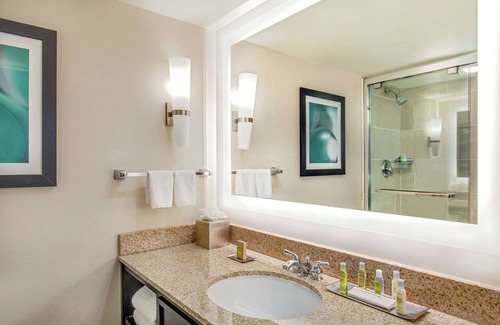 Columbia Hotel | DoubleTree by Hilton Columbia