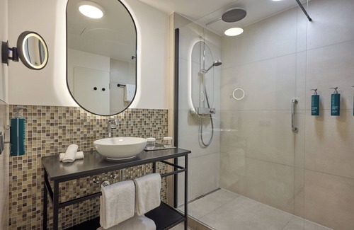 Mitte Hotel | DoubleTree by Hilton Hannover Schweizerhof