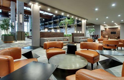 Mount Vernon Hotel | Doubletree By Hilton Mt. Vernon