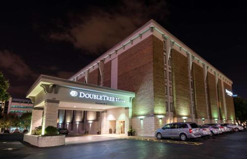 Montgomery Hotel | DoubleTree by Hilton Montgomery Downtown