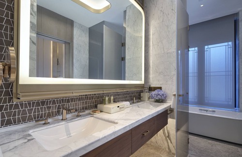 Tinghu Qu Hotel | Doubletree By Hilton Yancheng Dayangwan