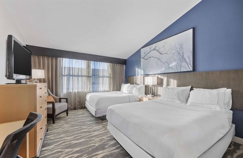 Huntsville Hotel | DoubleTree Suites by Hilton Hotel Huntsville South