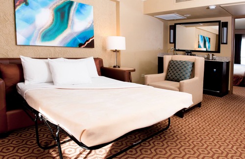 Tucson Hotel | DoubleTree Suites by Hilton Tucson - Williams Center
