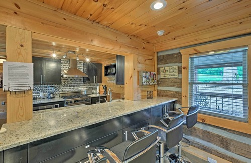 Dandridge Cabin | Douglas Lake Cabin w/Dock - 25 Mi to Pigeon Forge!