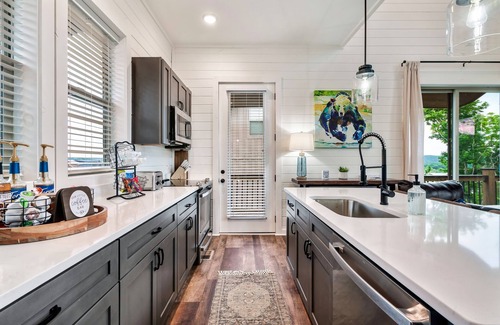 Sevierville Cabin | Douglas Lake Life and Pigeon Forge Adventures