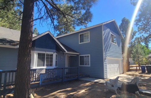 Big Bear City House | DOWNTIME: 4BR/3BA Lake Retreat w/Sports Court, Near Snow and Lake Adventures