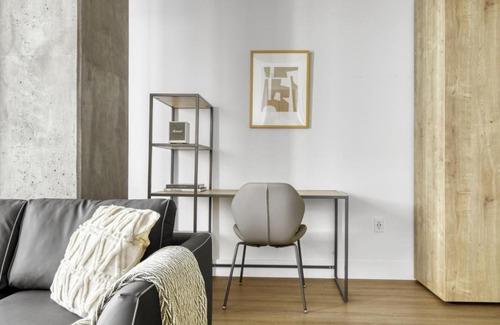 City West Apartment | Downtown 1BR w Pool Gym WD nr Staples Center LAX-542