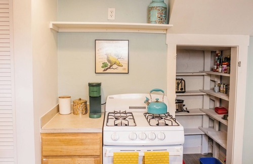 Bozeman House | Downtown 3 BDRM Charming Casita