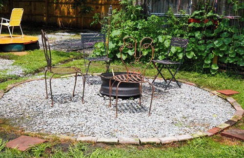 Tupelo House | Downtown -All Shook Up Bungalow -Heart Break Hotel 2br/1b