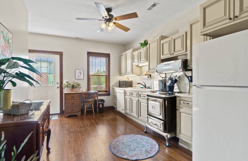 West Central Apartment | Downtown Apt by Parkview Field w/Free Parking