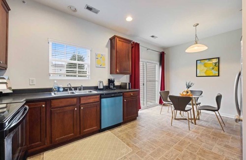 Durham House | Downtown Bliss on Suncrest Ct
