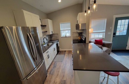 Coeur d'Alene House | Downtown CDA Treetop Loft