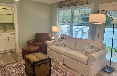 Georgetown House | Downtown Darling on Saint James