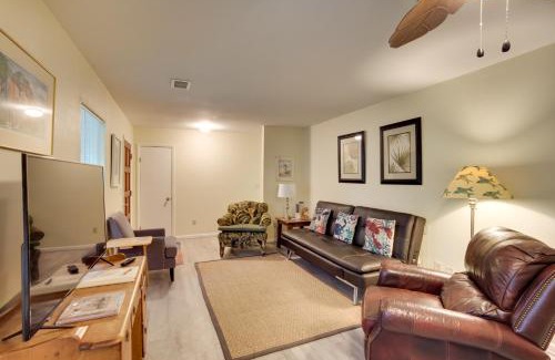 Beaufort House | Downtown Home with Yard and BBQ - 6 Mi to Downtown!