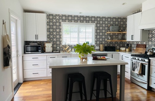 Los Olivos House | Downtown Los Olivos 3 Minute Walk to Wine Tasting Rooms! Fantastic Spacious Home