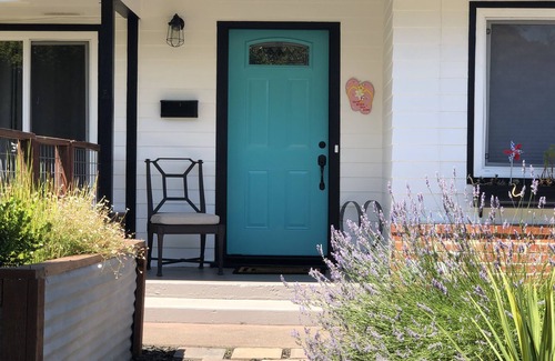 Napa House | Downtown Main Street Charmer