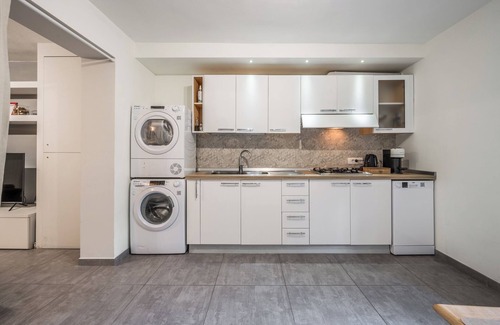 Old Town Apartment | [DOWNTOWN MODENA WITH PARKING AND SMALL GARDEN] AT THE MULEIN