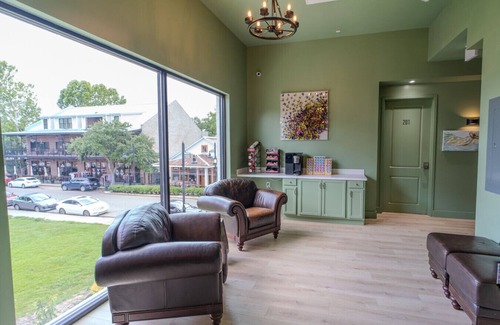 Biloxi Hotel | Downtown Ocean Springs Suite 208