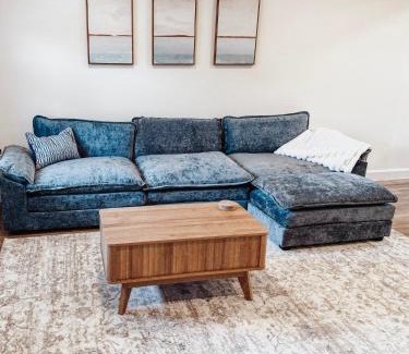 Biloxi House | Downtown OS 2bed 1 bath with pool and close to the beach