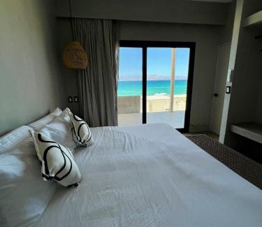 Punta Arenas Apartment | Dpto frente a la playa Beach Front Bahia turquesa