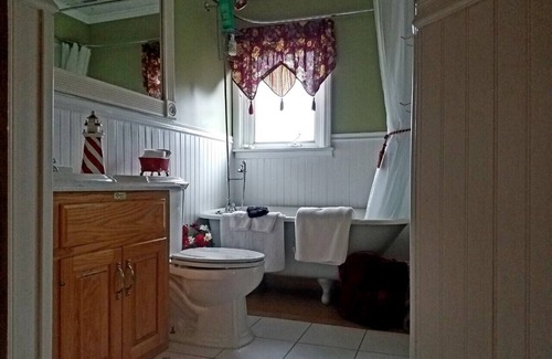 Antioch Bed & Breakfast | Dragonfly Bed and Breakfast