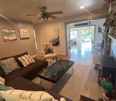 Clear Lake House | Dream Catcher Getaway