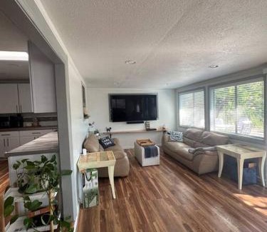 Clear Lake House | Dream Catcher Getaway